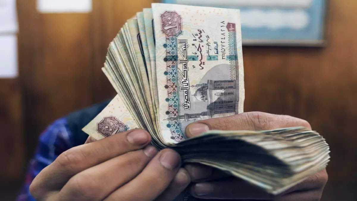 عاجل: الحكومة تُصدر قراراً رسمياً بصرف 1500 جنيه لـ6 فئات قبل رمضان... هل أنت منهم؟