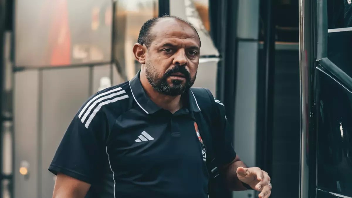 عماد النحاس يرفض الاستقالة... والأرقام تكشف السبب الصادم: 55% فوز في 20 مباراة خلال شهرين فقط!