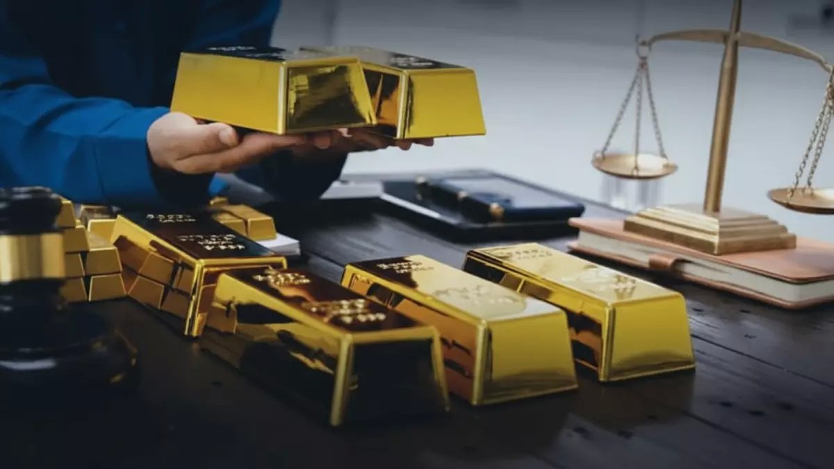 عاجل: سعر الذهب ينهار في السعودية اليوم… خبراء يتوقعون انخفاض 30% خلال أيام!