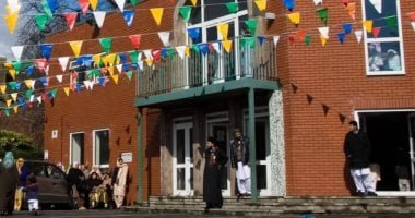 شرطة مانشستر تعتقل رجلا دخل أحد المساجد حاملا سلاح.. ما القصة؟