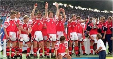 قصة بطل .. الدنمارك الدوبلير تحصل علي يورو 92