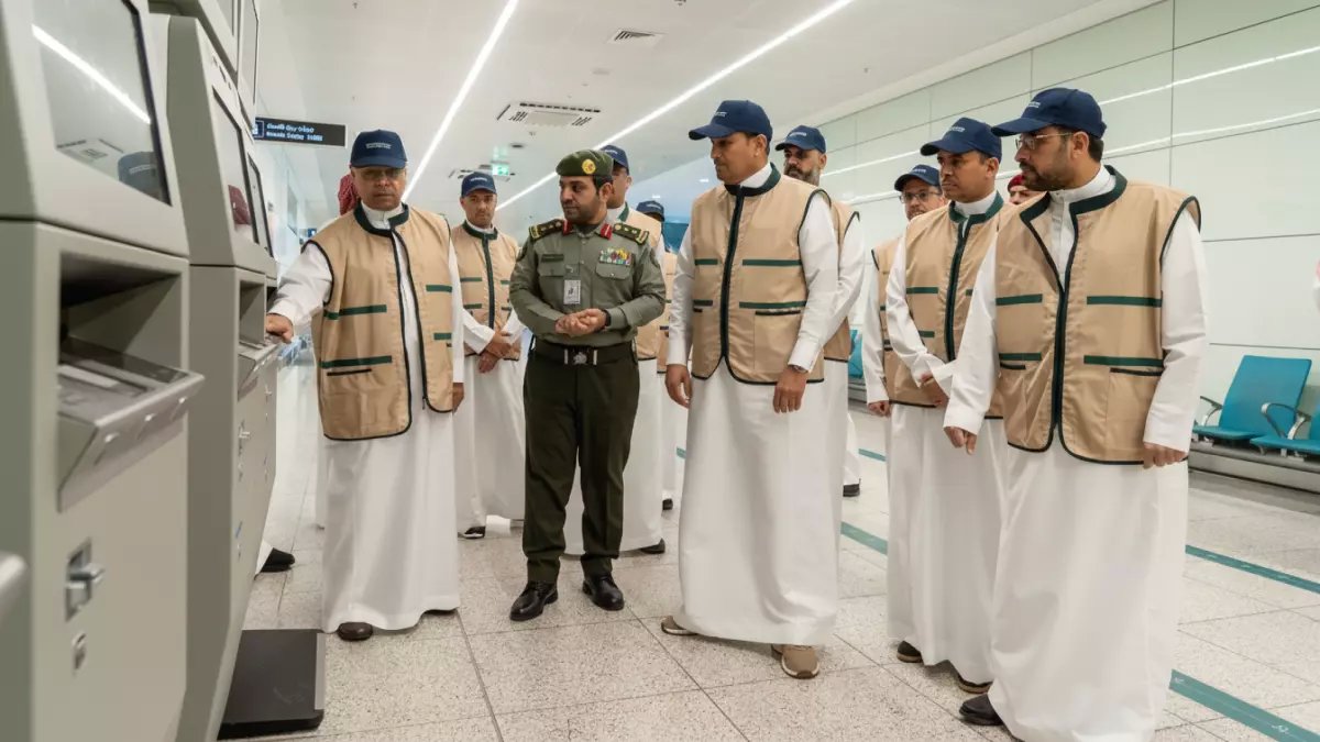 عاجل: مطار الملك خالد يكشف عن تحول ثوري في الصالات... تعرف على مفاجأة المسافرين في رمضان!