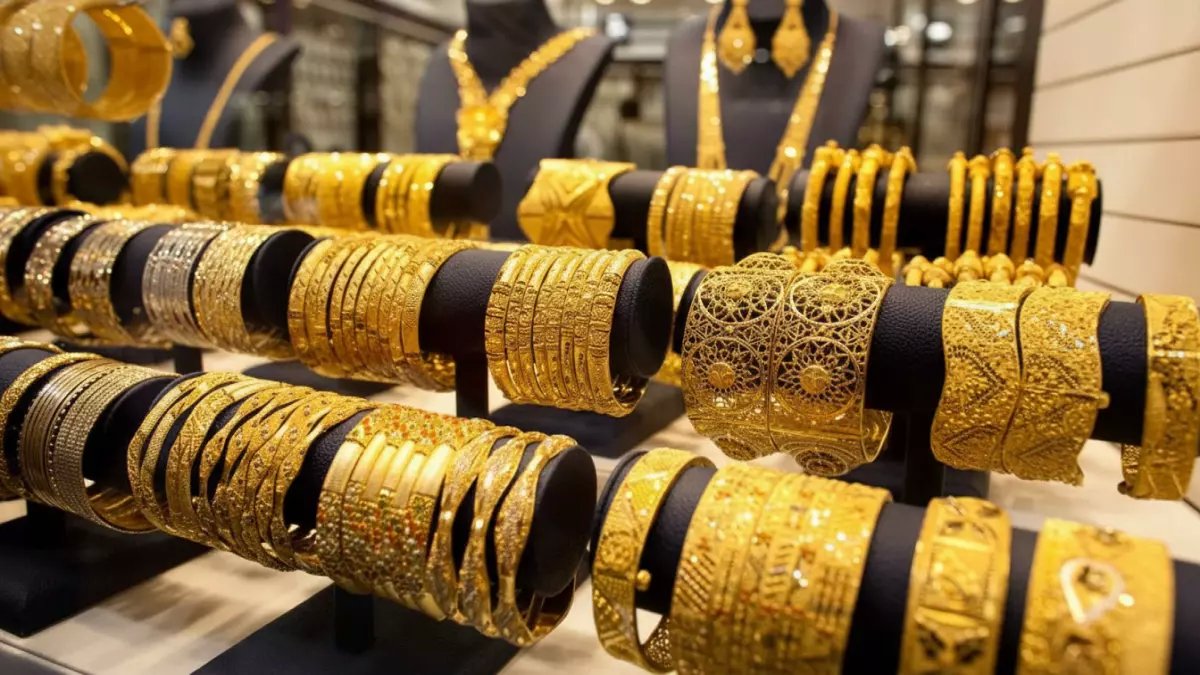 عاجل: انهيار جديد يضرب أسعار الذهب في مصر… عيار 21 بـ6975 جنيه يصدم العرسان!