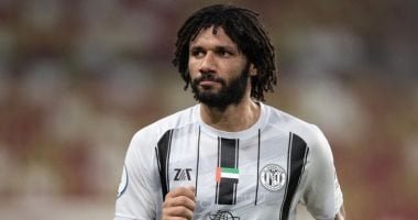 محمد النني في اختبار صعب مع الجزيرة ضد الشارقة بالدوري الإماراتي