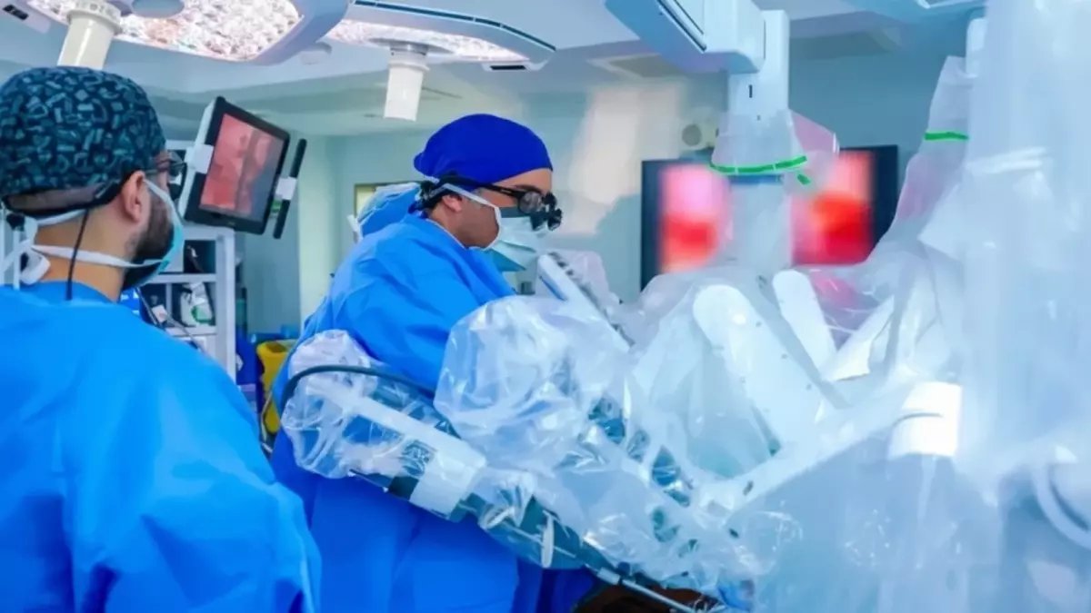 عاجل: مستشفى الرياض يحطم المستحيل... علاج سرطان البروستاتا بجلسة واحدة دون جراحة!