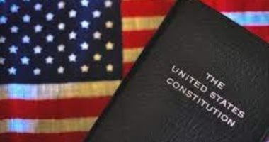 الأمريكيون يتركون بلادهم بأعداد قياسية.. وول ستريت جورنال تكشف السبب