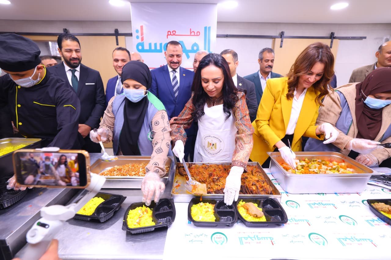 وزيرة التضامن الاجتماعى