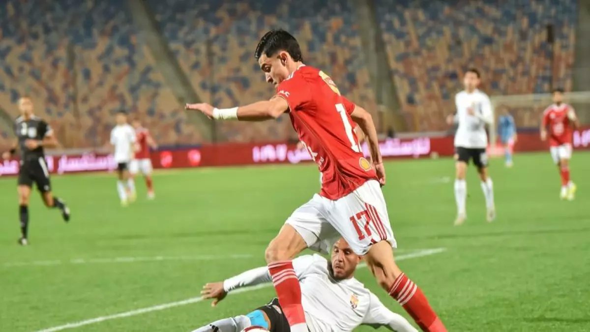 عاجل: عضو مجلس الزمالك يفجر مفاجأة صادمة.. هذا السبب الحقيقي وراء رحيل بن شرقي وخيانة زيزو!