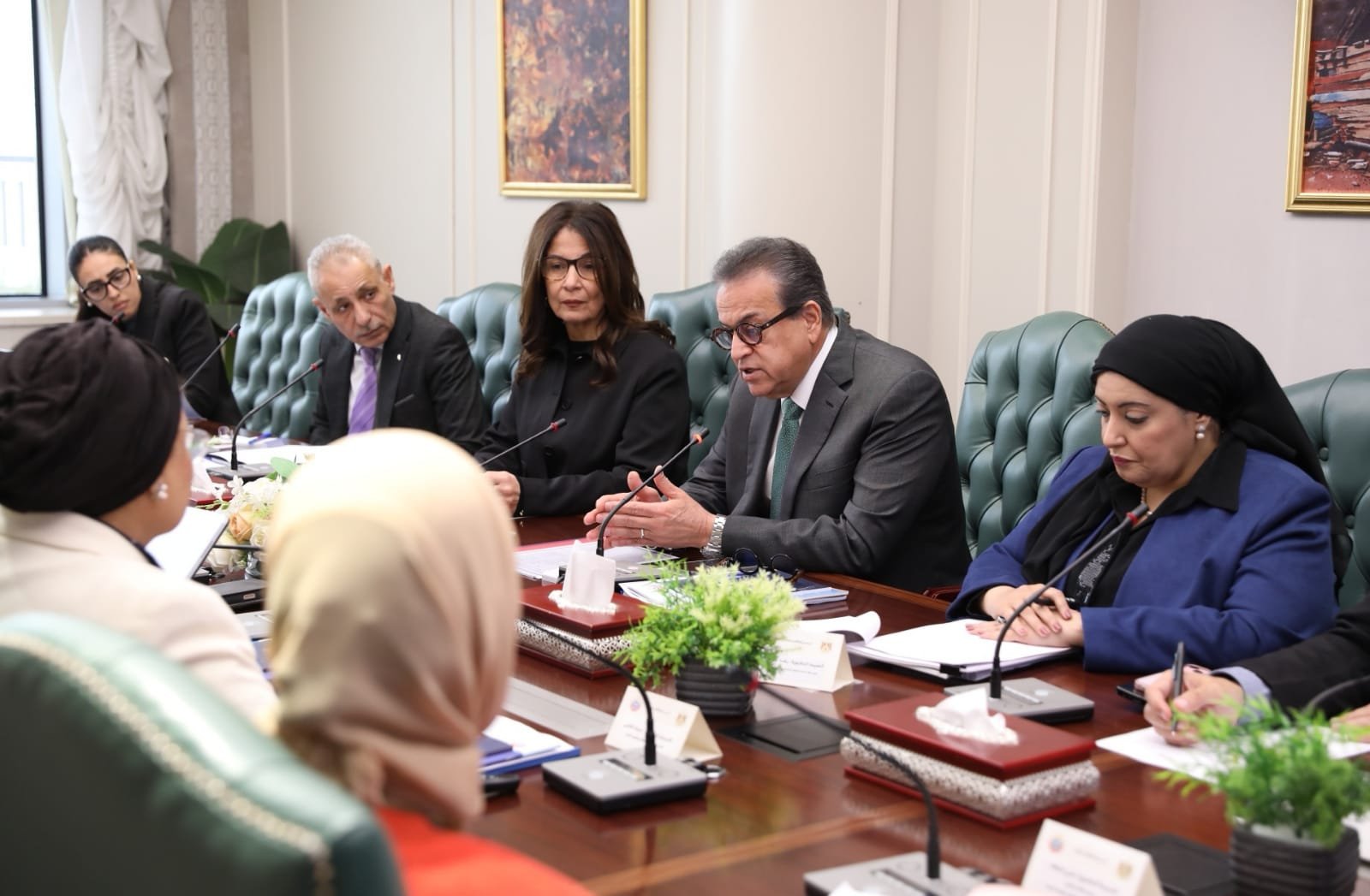 الوزراء خلال الاجتماع