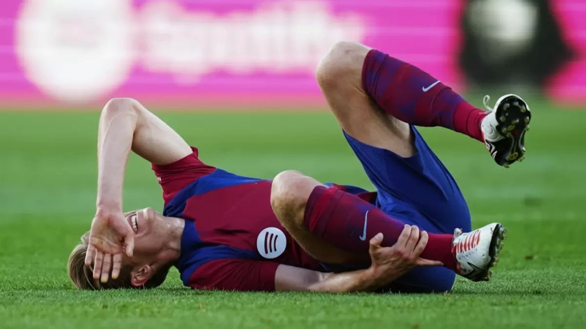 كارثة برشلونة: 6 نجوم يسقطون في التدريبات... هل فلافي يدمر فريقه بيده؟!