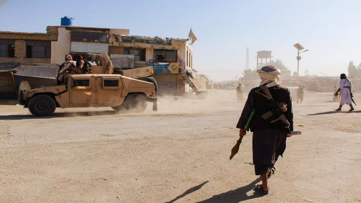 عاجل: باكستان تعلن "حرب مفتوحة" ضد أفغانستان... 660 ألف مقاتل vs 172 ألفاً فقط!