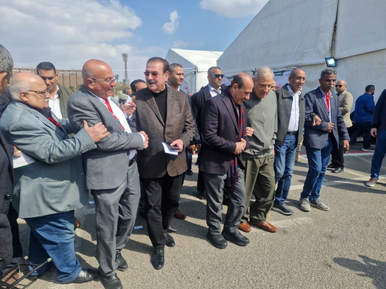 إبراهيم محلب يدلى بصوته فى انتخابات نقابة المهندسين (4) إبراهيم محلب يدلى بصوته فى انتخابات نقابة المهندسين (4)