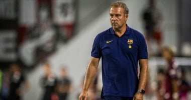 برشلونة ضد فياريال.. فليك: مواجهة نيوكاسل ليست سهلة.. و100 مباراة مع البارسا شرف