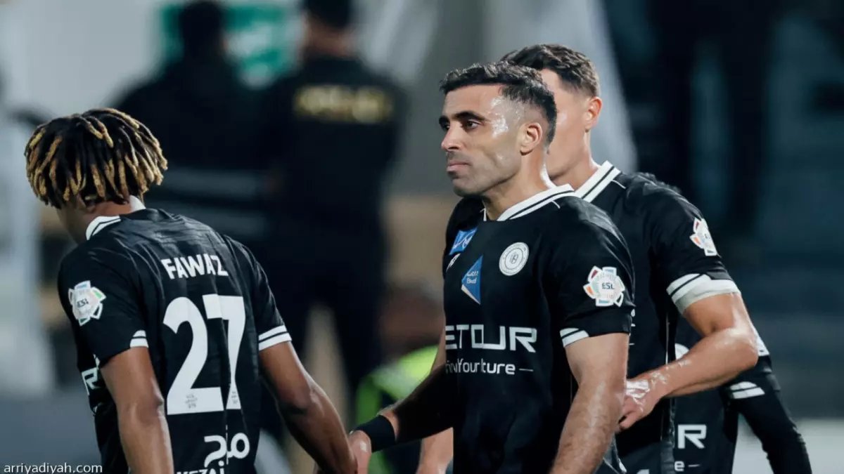 عاجل: فضيحة مدوية في مهرجان الإبل.. غرامات بـ3 ملايين ريال وسحب الجوائز بسبب التلاعب!