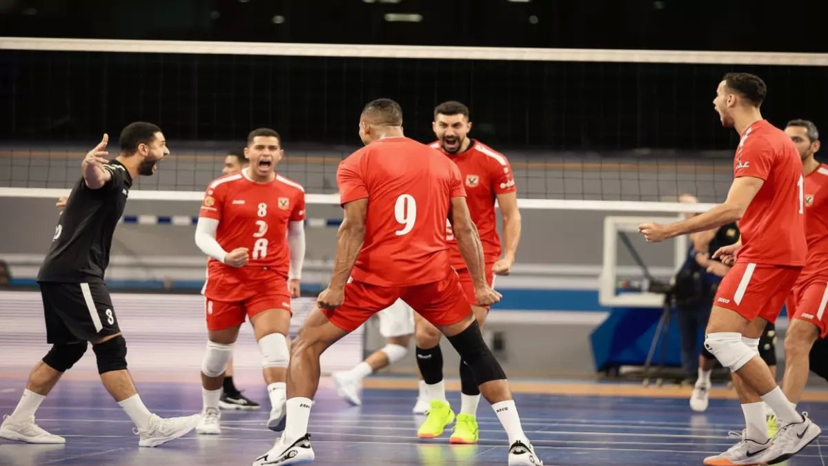 عاجل: الأهلي والزمالك يصطدمان في نصف نهائي كأس مصر للطائرة... والمقاولون يفجر مفاجأة مدوية!