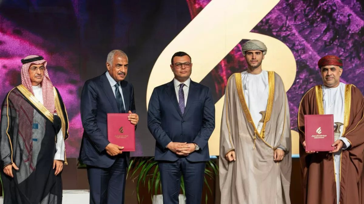 عاجل: طلعت مصطفى تفتح باب التوظيف في عُمان... رواتب خيالية لأخصائيي التسويق!