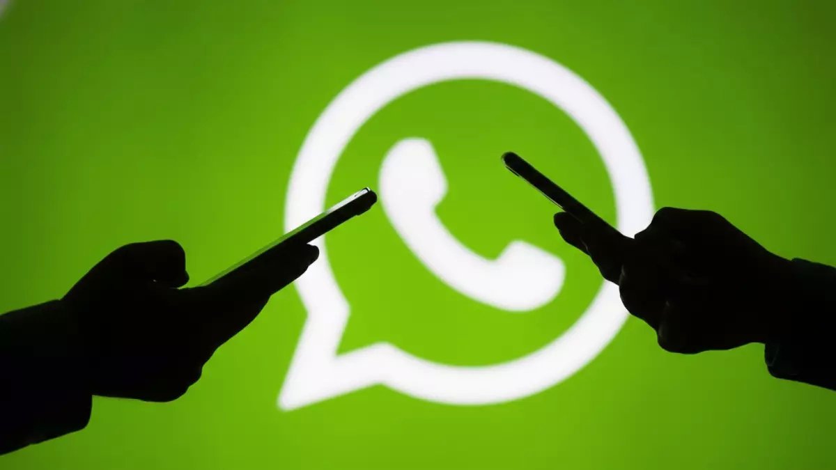 عاجل: رسالة واتساب خطيرة تسرق الصور والأموال خلال 3 ثوانٍ.. احذر فتح أي رسائل التهاني قبل أن تُنهب!