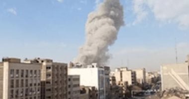 إعلام بحرينى: قصف إيرانى يستهدف القاعدة البحرية الأمريكية فى منطقة الجفير