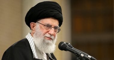 إعلام عبرى: إصابة المرشد الأعلى الإيرانى على خامنئى فى هجوم على طهران