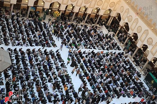 جانب من الإفطار فى مسجد الجامع الأزهر