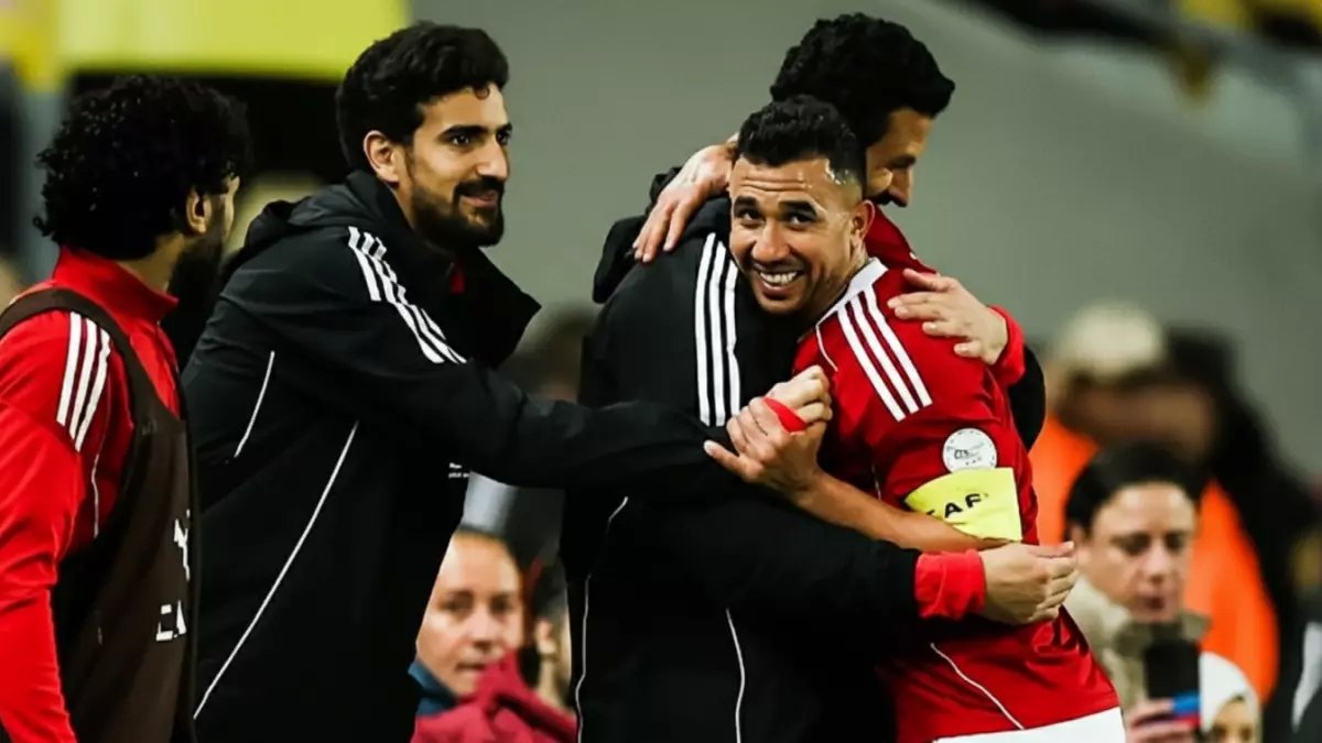 عاجل: الأهلي يحسم عودة 3 نجوم معارين... والقمة النارية مع زد الليلة تحدد مصير الصدارة!