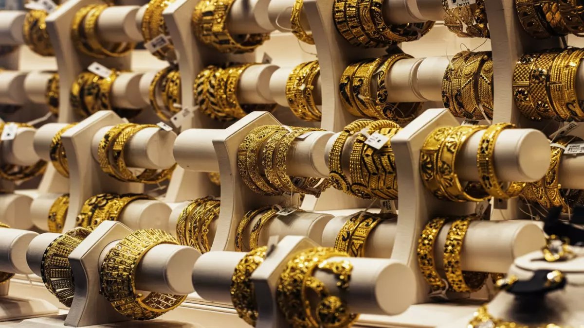 عاجل: قفزة جنونية للذهب في مصر تزيد 400 جنيه في الجرام.. 1500 جنيه تختفي في ساعات والسبب صادم!