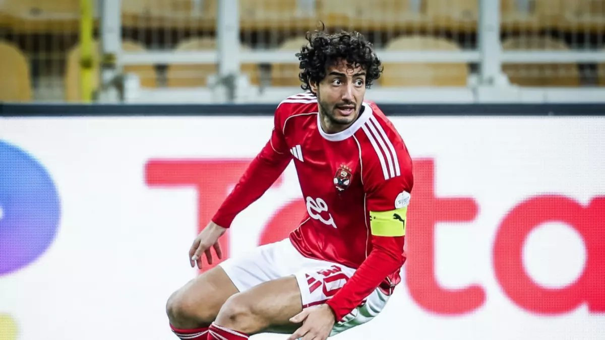 أسامة حسن يفجر قنبلة: 'محمد هاني يلعب لصالح زد!' - فضيحة في دفاع الأهلي تشعل الجدل