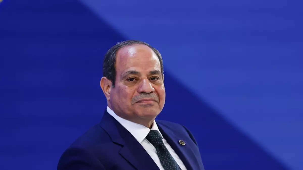 عاجل: السيسي يؤكد لولي العهد السعودي: أمن المملكة خط أحمر وأي اعتداء عليها تهديد مباشر للعرب!