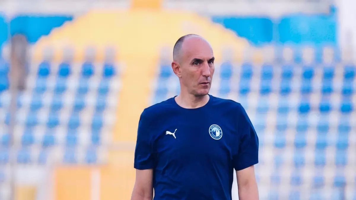 عاجل: يورتشيتش يفجر مفاجأة في قائمة بيراميدز ضد الزمالك... هل سيسقط الفارس الأبيض؟