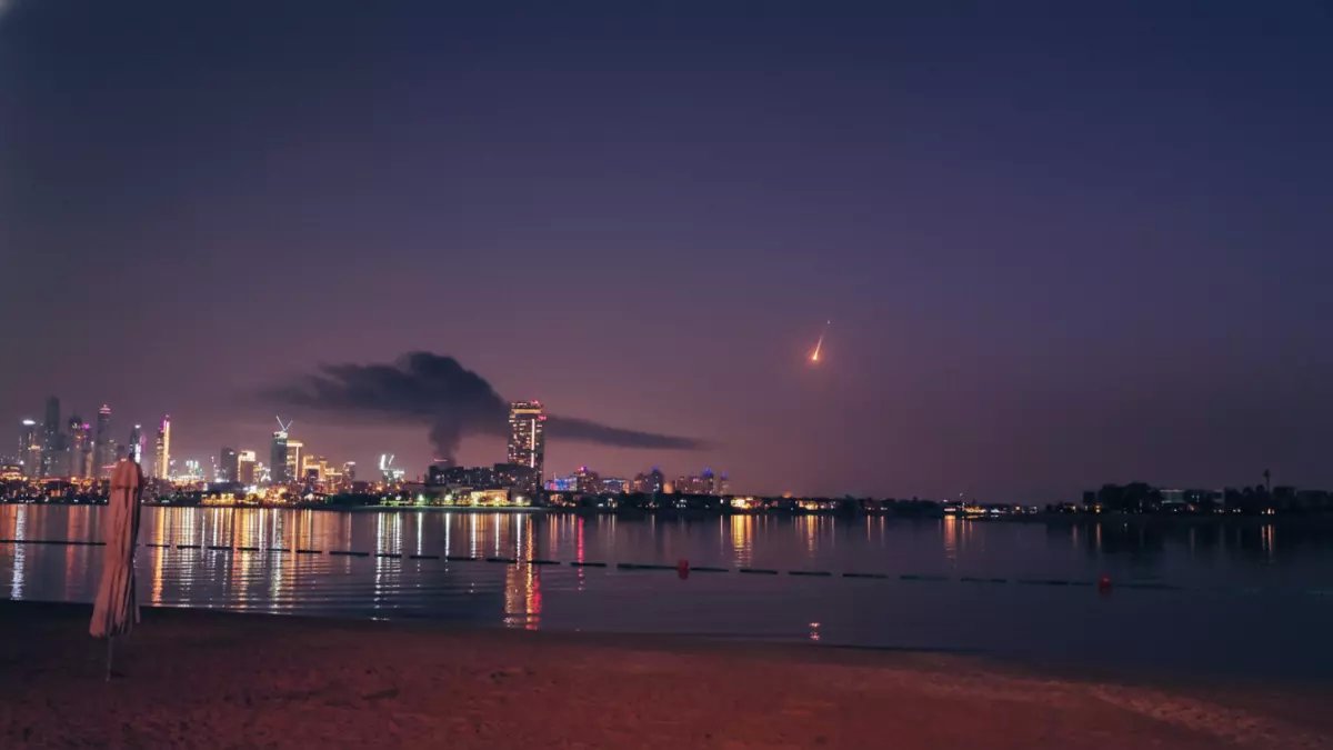 عاجل: صواريخ إيرانية تحرق الخليج... قادة العرب في مكالمات طارئة لمنع كارثة إقليمية!