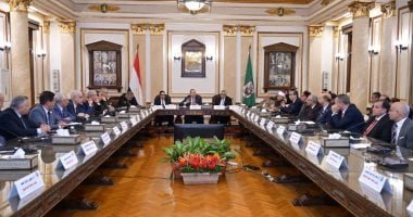 الأعلى للجامعات يستهل اجتماعه بدقيقة حداد على روح الدكتور مفيد شهاب