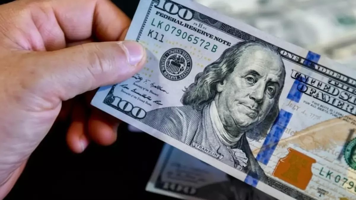 عاجل: سعر الدولار يصعد في مصر اليوم… شاهد آخر تحديث لسعر الصرف في البنوك الأهلي والأهلي المتحد وCIB قبل أن تتخذ قرارك!