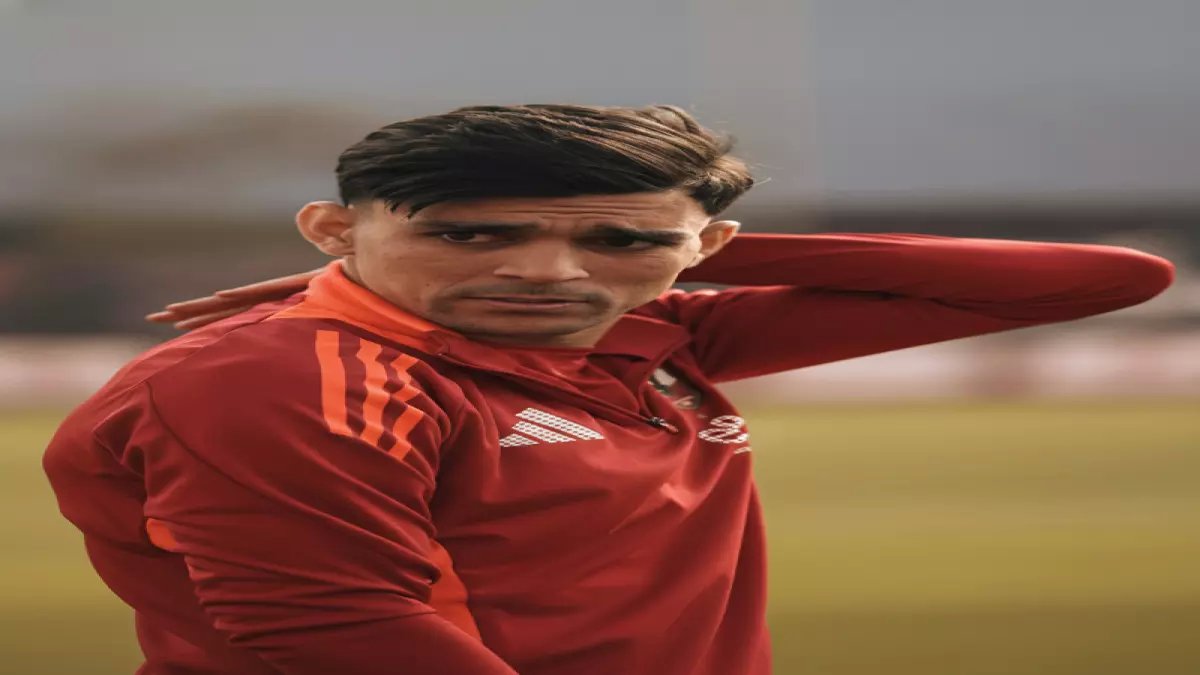 عاجل: عمرو الدردير يفجر قنبلة مدوية... أشرف بن شرقي "مشطب" والأهلي يقامر بلاعب منتهي الصلاحية!