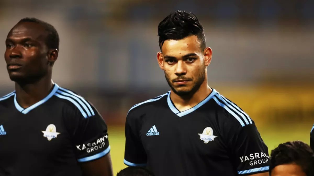 عاجل: موقعة تكسير العظام الليلة - الزمالك وبيراميدز في صراع حاسم للصدارة... من سينفرد بالقمة؟