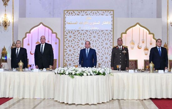 حضور الرئيس حفل إفطار القوات المسلحة السنوى