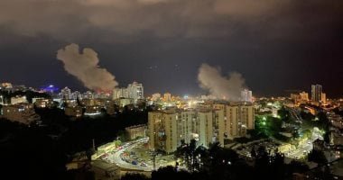 انفجار ضخم يهز مدينة حيفا المحتلة إثر هجوم صاروخي من إيران