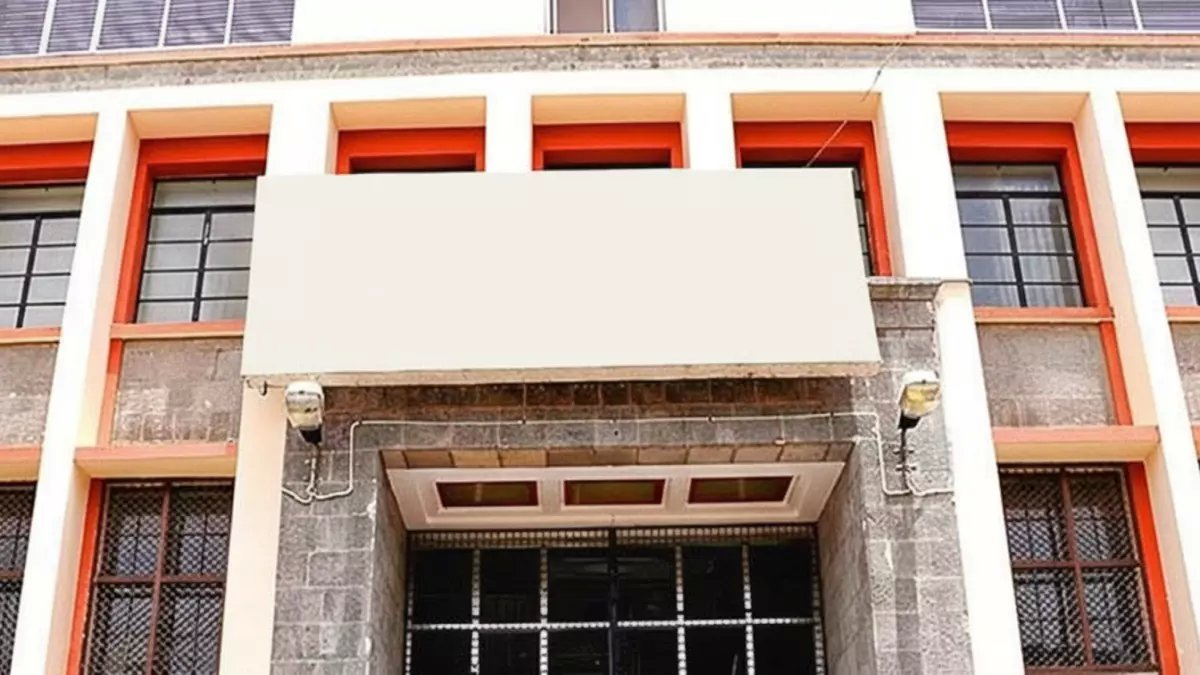 عاجل: رواتب العسكريين تصل البنك المركزي بعد 5 أشهر توقف... هل سيحصلون على راتب واحد فقط في رمضان؟