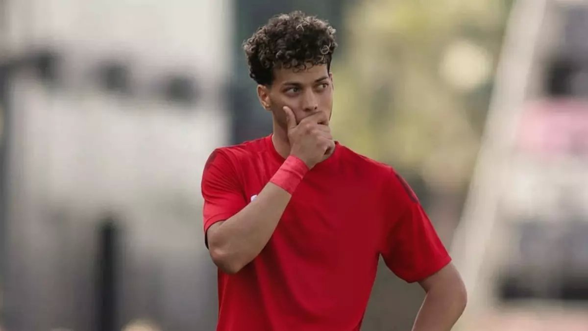 عاجل: العرض السعودي الخيالي لإمام عاشور يفجر أزمة في الأهلي... الخطيب يرفض والمشجعون في حالة صدمة!