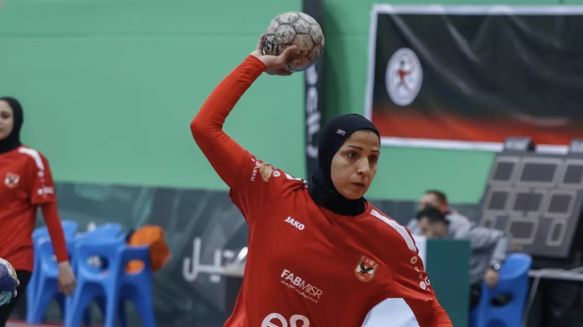 مفاجأة مدوية: سموحة يصدم الأهلي بهدف قاتل في اللحظة الأخيرة... والجماهير تنفجر فرحاً!