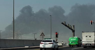  سماع دوى انفجارات قوية من محيط منشأة نووية وقاعدة جوية بأصفهان