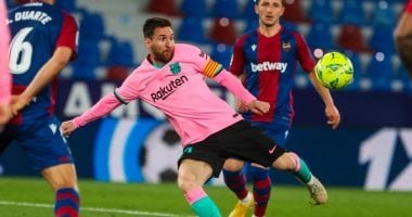 مدفع الإفطار.. ميسي يقصف شباك ليفربول بركلة خرافية