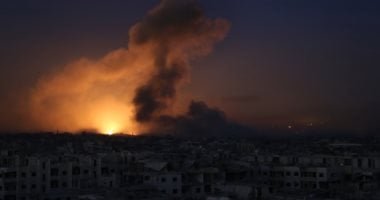 الحرس الثوري: احتراق ناقلة وقود في مضيق هرمز بعد استهدافها بمسيرتين