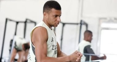 ريال مدريد يعلن إصابة كيليان مبابي بالتواء في الركبة اليسرى دون تحديد مدة الغياب