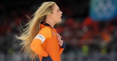 بدلة يوتا ليردام بطلة الأولمبياد تحطم الرقم القياسى لقميص رونالدو