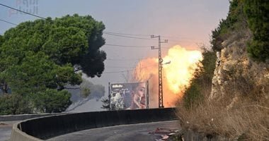 صواريخ حزب الله تقصف شمال إسرائيل وجيش الاحتلال يكثف غاراته على لبنان ويعلن دخول قوات برية إلى الجنوب.. 52 شهيدا و154 جريحا فى القصف.. وإنذارات لسكان أحياء بضاحية بيروت و 53 بلدة فى الجنوب بالإخلاء