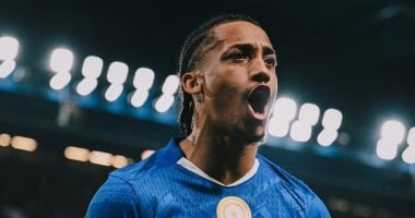 جواو بيدرو يتوج بجائزة الأفضل في فبراير مع تشيلسي