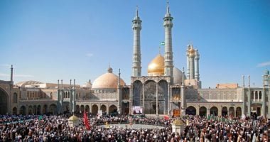 قصف جوى يستهدف مبنى مجلس خبراء القيادة فى مدينة قم الإيرانية