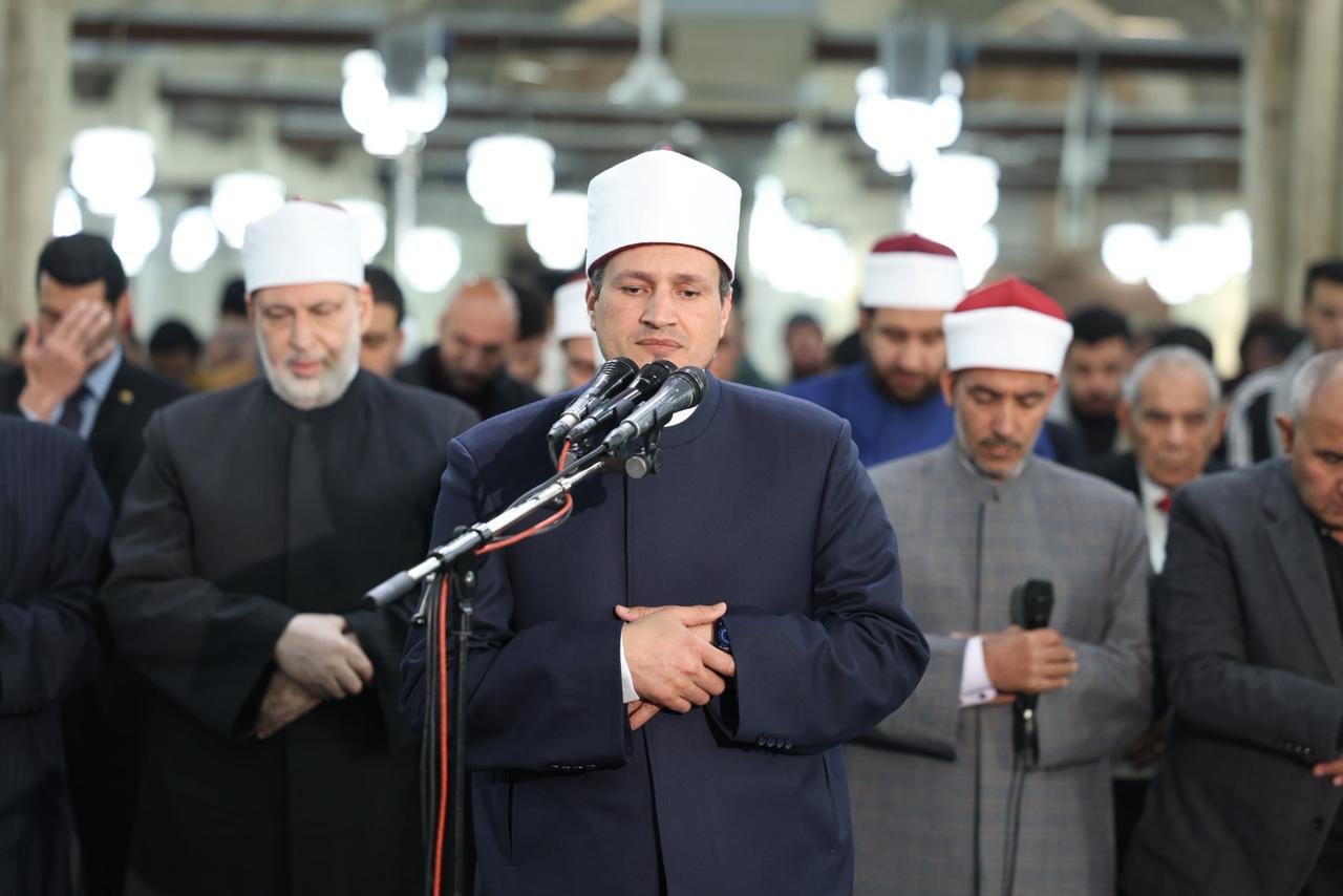 صلاة التراويح بالجامع الأزهر صلاة التراويح بالجامع الأزهر