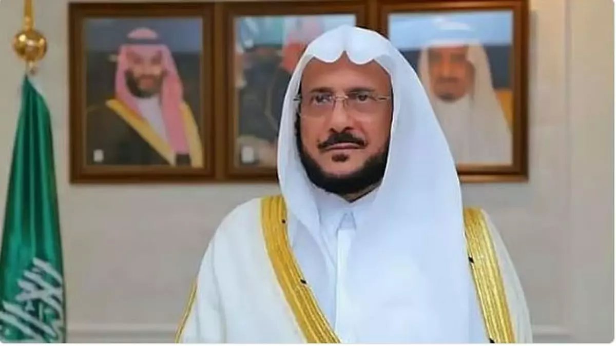 عاجل: آل الشيخ يوجه بخطبة موحدة لـ90 ألف مسجد... رسالة حاسمة للشعب السعودي ضد الشائعات!