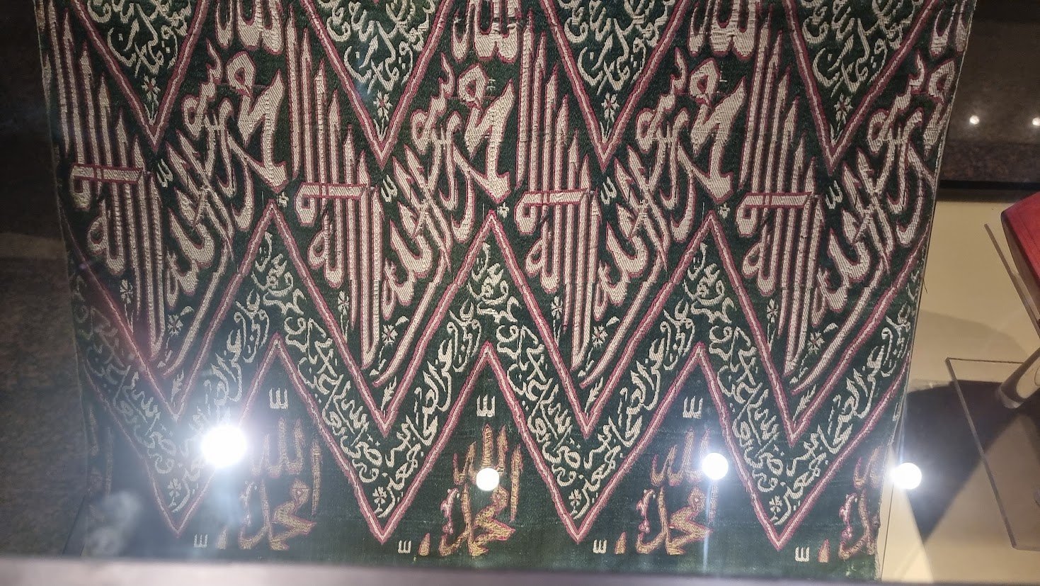 خيوط من نور خرجت من أخميم إلى بيت الله الحرام (10)